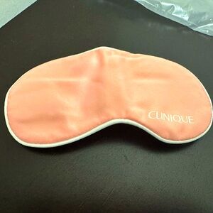NEW CLINIQUE EYE MASK